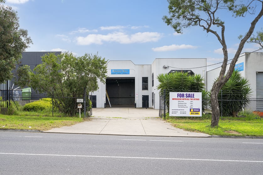 Click to view all images 26 Jesica Road Campbellfield VIC 3061 - Image 2