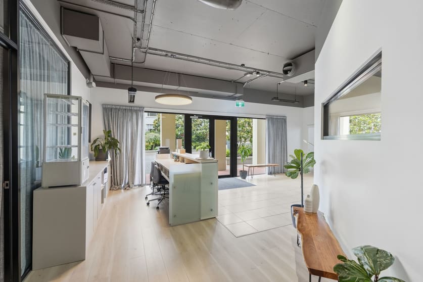 Click to view all images 135/5A Gladstone Street Battery Point TAS 7004 - Image 3