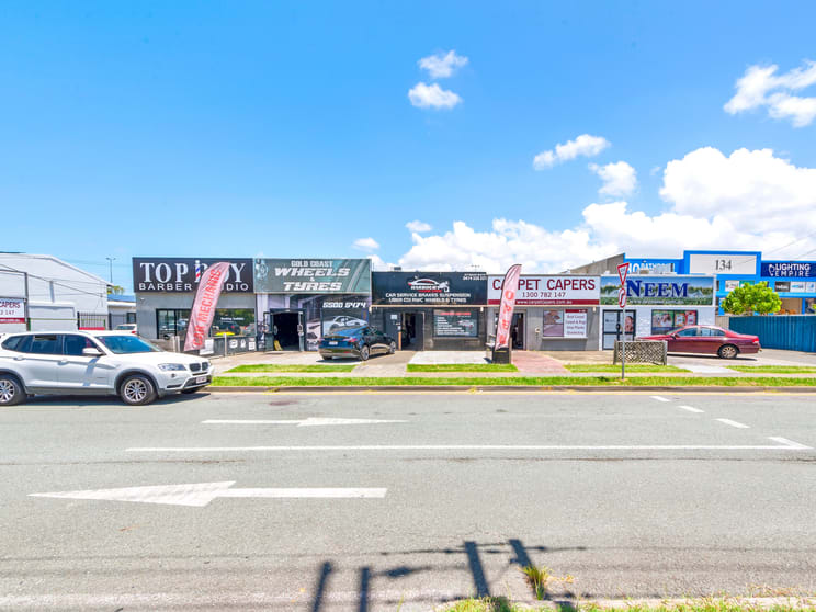 Click to view all images 130 Brisbane Road Labrador QLD 4215 - Image 3