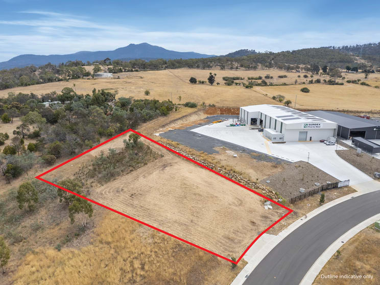 13 Lukaarlia Drive Bridgewater TAS 7030 - Image 2