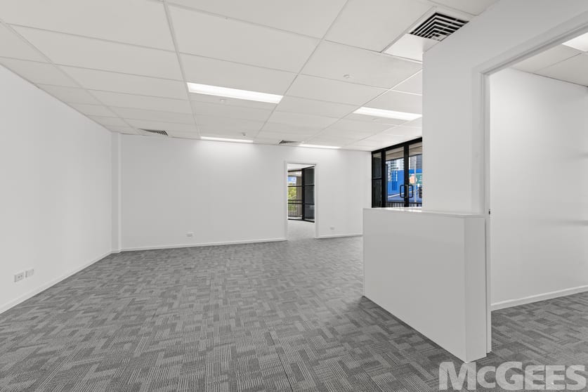 28/115 Wickham Street Fortitude Valley QLD 4006 - Image 2