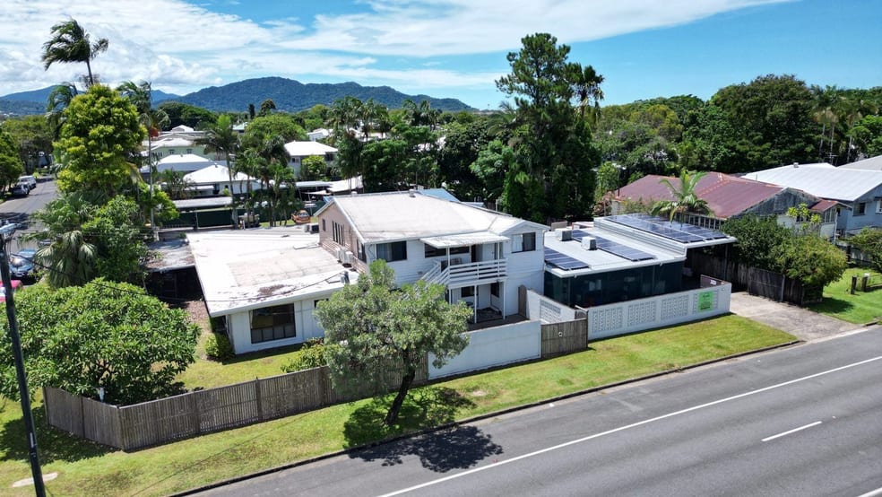 Click to view all images 234 Spence Street Bungalow QLD 4870 - Image 2