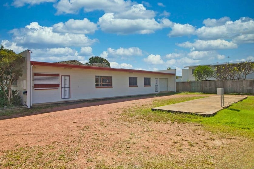 Click to view all images 33 Pilkington Street Garbutt QLD 4814 - Image 2