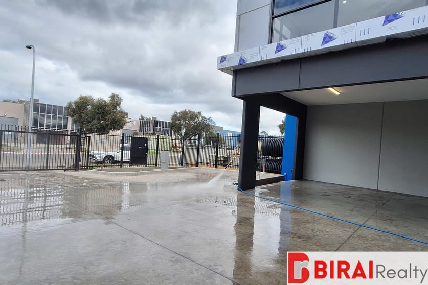 Click to view all images 15/15-17 Gasoline Way Craigieburn VIC 3064 - Image 2