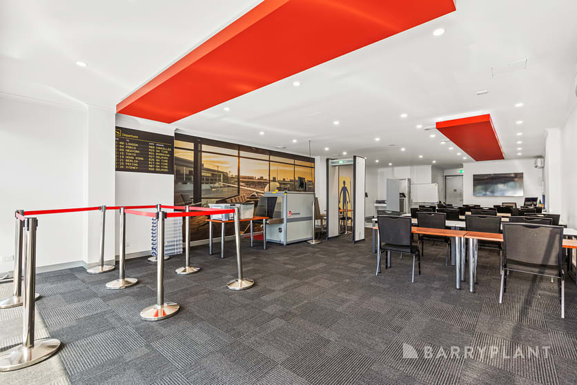 Click to view all images 8/11-17 Pearcedale Parade Broadmeadows VIC 3047 - Image 2