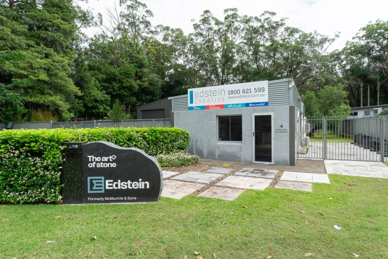 Click to view all images 4 Coolarn Avenue Point Clare NSW 2250 - Image 1