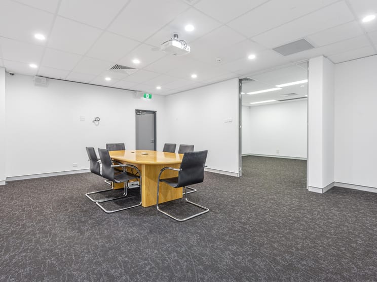 Click to view all images 52/5-7 Inglewood Place Norwest NSW 2153 - Image 3