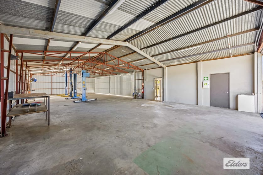 Click to view all images 8 Burke Road Ararat VIC 3377 - Image 3