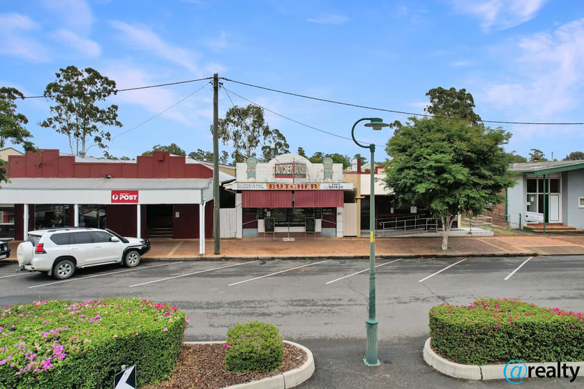 Click to view all images 37 Campbell Street Millmerran QLD 4357 - Image 3