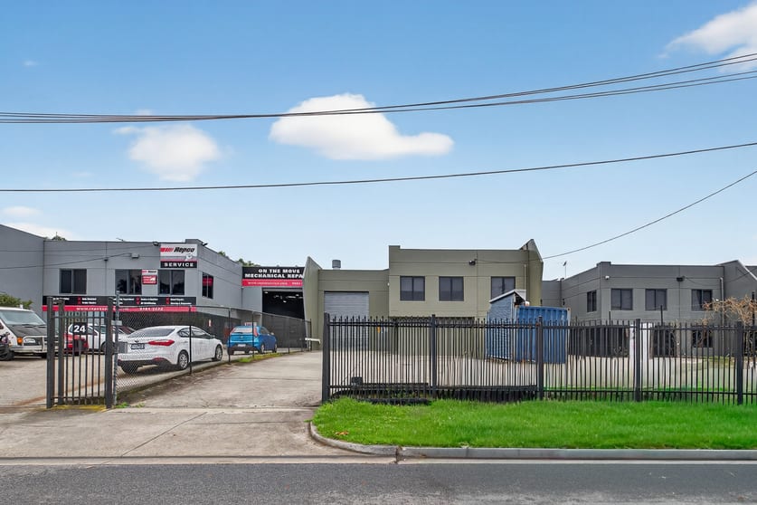 Click to view all images 22 Bellevue Crescent Preston VIC 3072 - Image 2