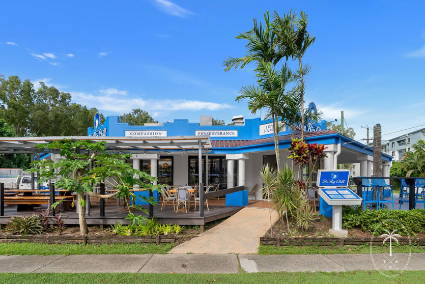 Click to view all images 14 Clifton Road Clifton Beach QLD 4879 - Image 2