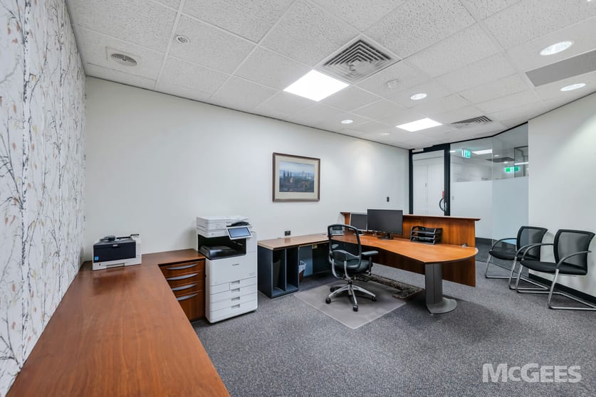 Click to view all images Level 4, 25/55 Gawler Place Adelaide SA 5000 - Image 3