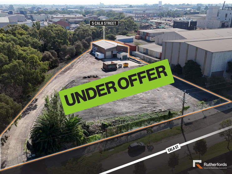 Click to view all images 5 Cala Street West Footscray VIC 3012 - Image 1