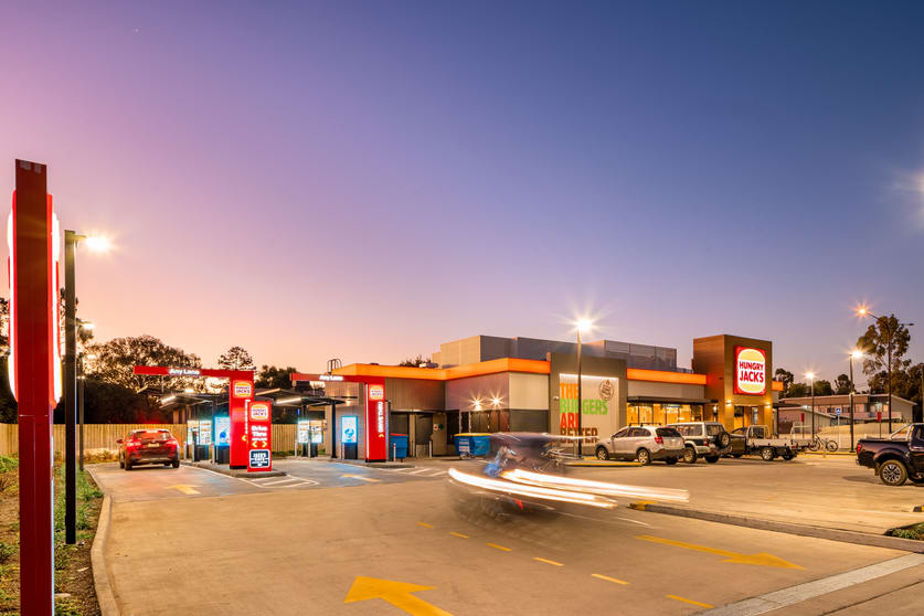 Click to view all images Hungry Jack's, 86 Drayton Street Dalby QLD 4405 - Image 3