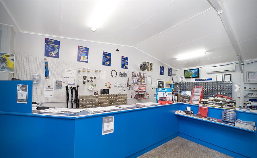 Click to view all images 203-205 Gill Street Charters Towers City QLD 4820 - Image 3