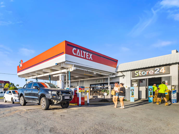 Click to view all images 74 Connor Street Zilzie QLD 4710 - Image 2