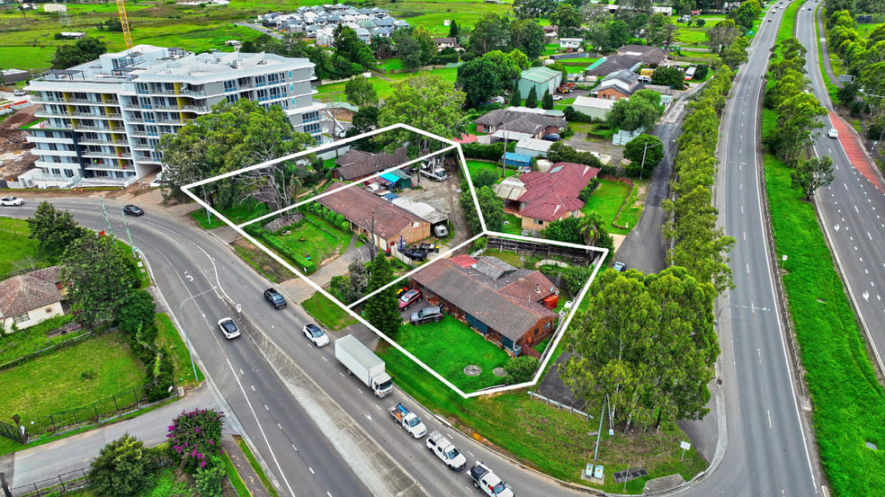 Click to view all images 1-5 Terry Road Box Hill NSW 2765 - Image 2