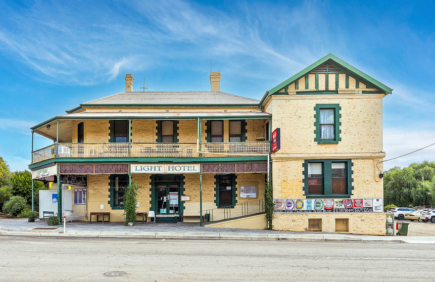 Click to view all images 1 Bruce Street Eudunda SA 5374 - Image 1