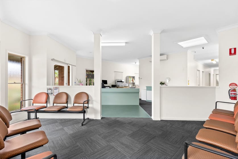 Click to view all images 198 South Valley Road Highton VIC 3216 - Image 3