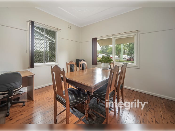 Click to view all images 2 Bunberra Street Bomaderry NSW 2541 - Image 3