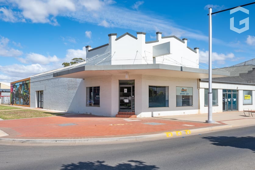 Click to view all images 16 Kooyoo Street Griffith NSW 2680 - Image 2