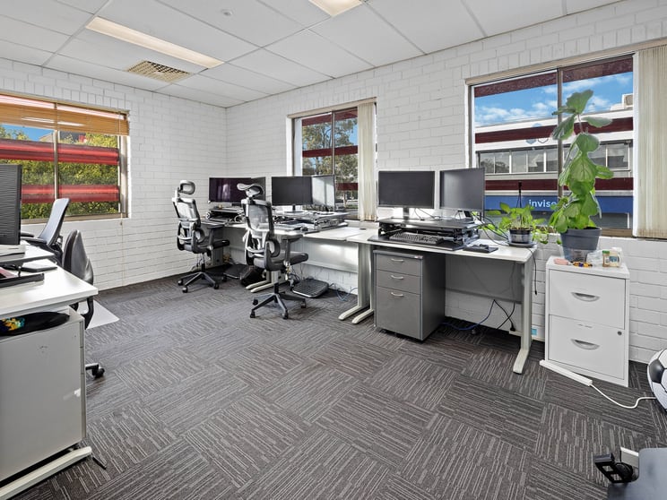 Click to view all images 23 Edgar Street Bowen Hills QLD 4006 - Image 2