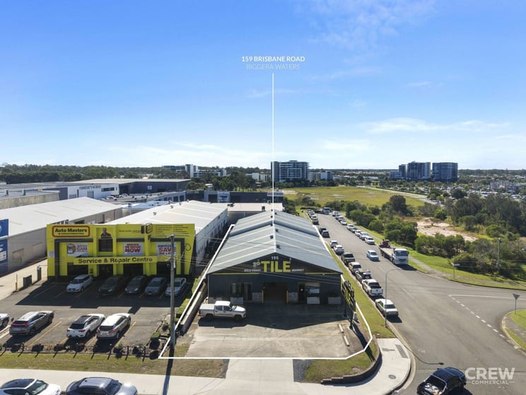 Click to view all images 195 Brisbane Road Biggera Waters QLD 4216 - Image 2