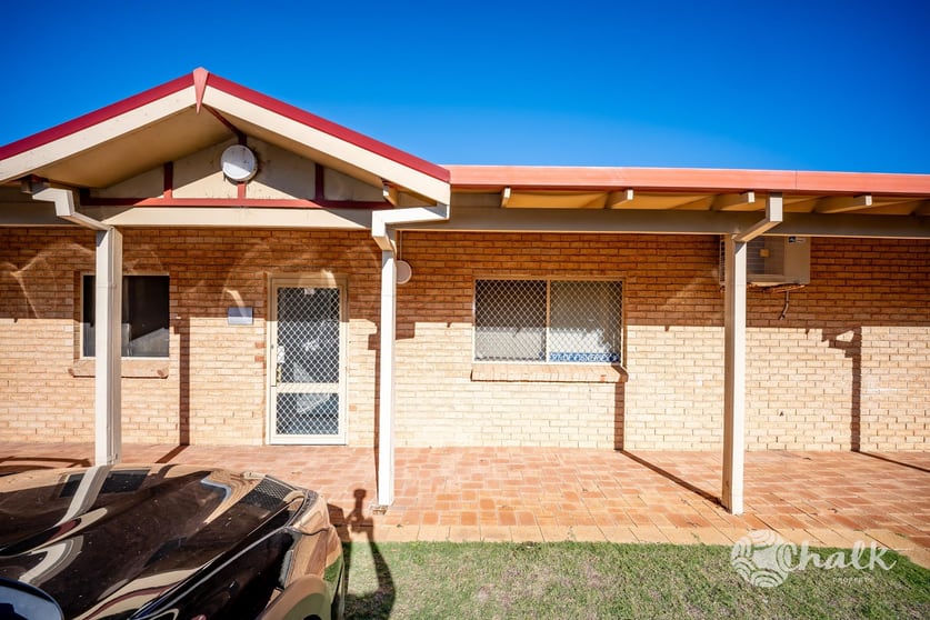 Click to view all images 4/3 Benjamin Way Rockingham WA 6168 - Image 3