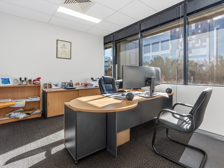 205/12-14 Solent Circuit Norwest NSW 2153 - Image 3