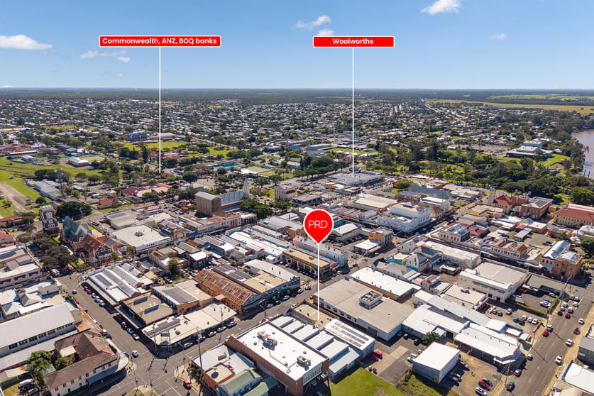 Click to view all images 2/131-143 Bazaar Street Maryborough QLD 4650 - Image 1