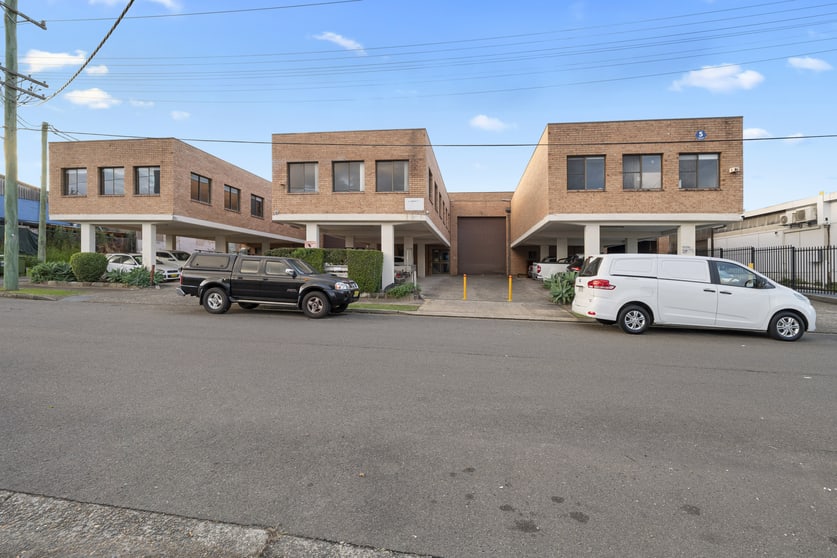 Click to view all images 1 Antoine Street Rydalmere NSW 2116 - Image 2