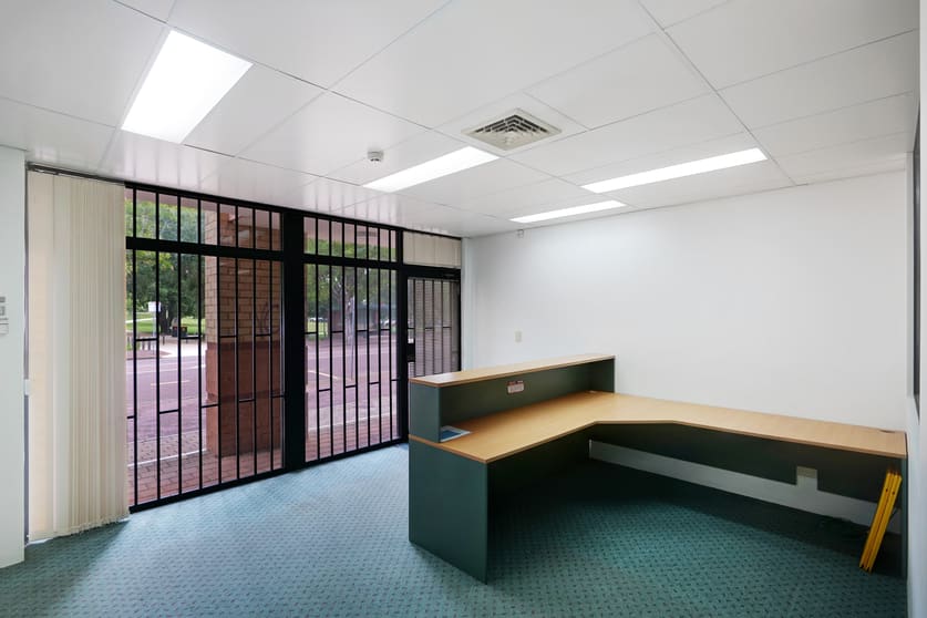 Click to view all images 2/990 Albany Highway East Victoria Park WA 6101 - Image 3