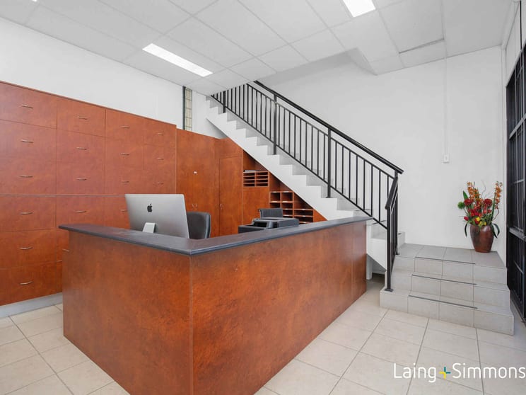 Click to view all images 2/179-183 Woodpark Road Smithfield NSW 2164 - Image 3