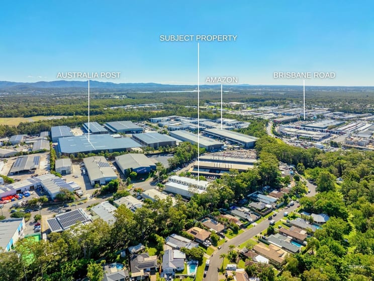 Click to view all images 35 Demand Avenue Arundel QLD 4214 - Image 1