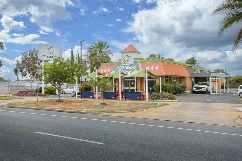 218-220 Deakin Avenue Mildura VIC 3500 - Image 1