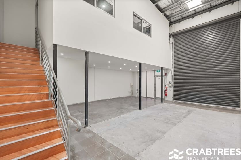 Click to view all images 3/1 Graham Road Clayton South VIC 3169 - Image 3
