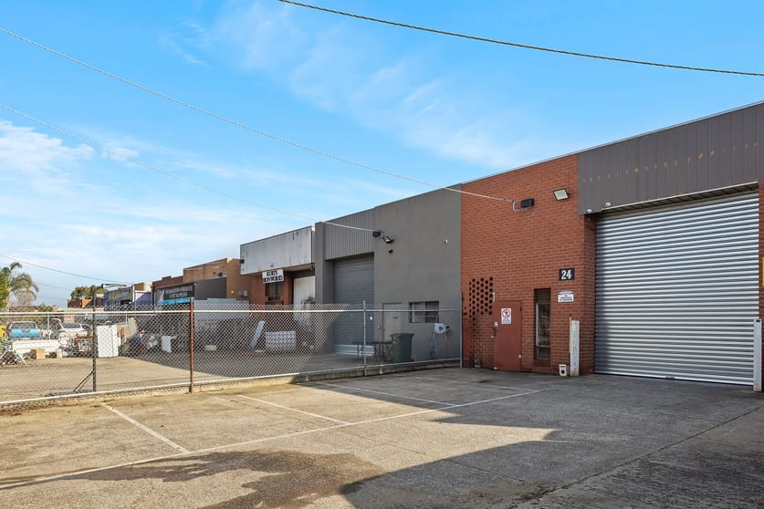 Click to view all images 24 Apex Court Thomastown VIC 3074 - Image 2