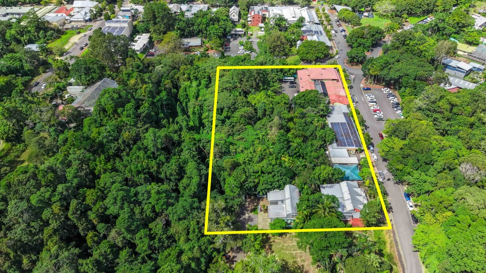 Click to view all images 13, 5 & 7-11 Therwine Street Kuranda QLD 4881 - Image 3
