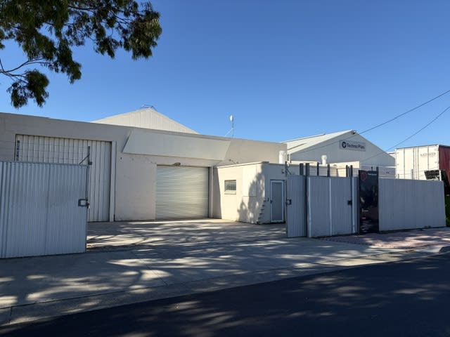 Click to view all images 15 Pinn Street St Marys SA 5042 - Image 1