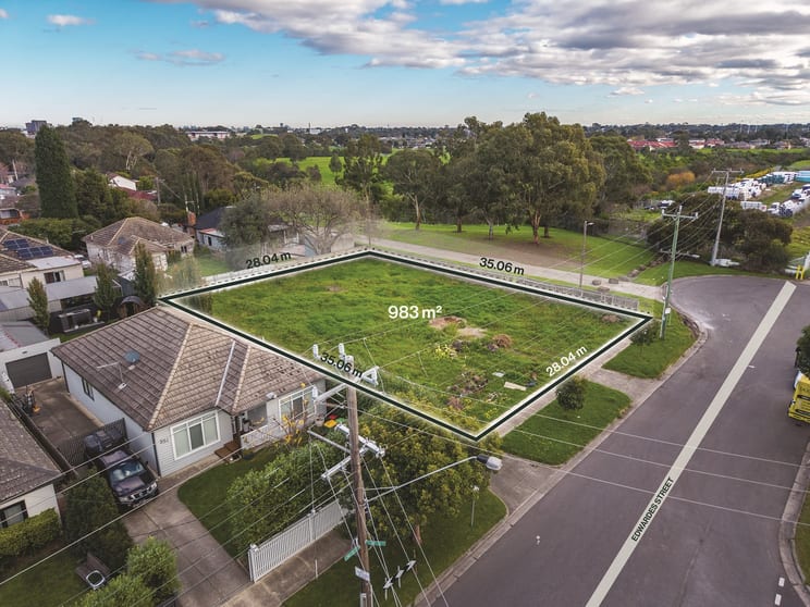 Click to view all images 353-355 Edwardes Street Reservoir VIC 3073 - Image 4