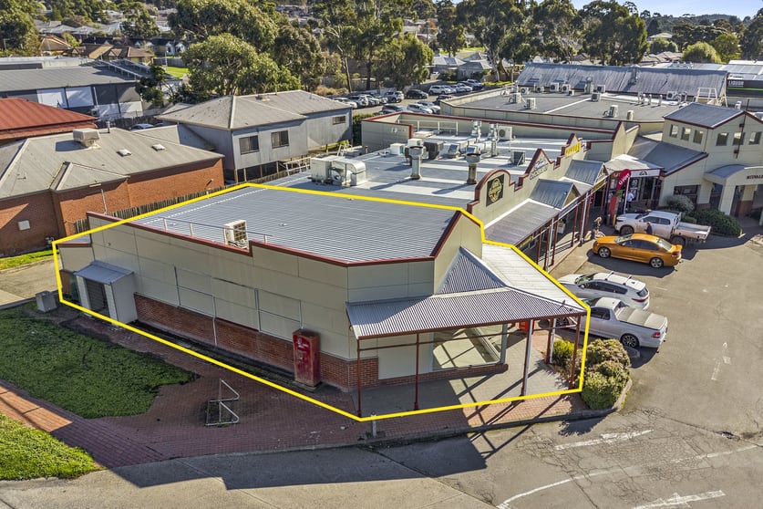 Click to view all images 1/1178 Geelong Road Mount Clear VIC 3350 - Image 1