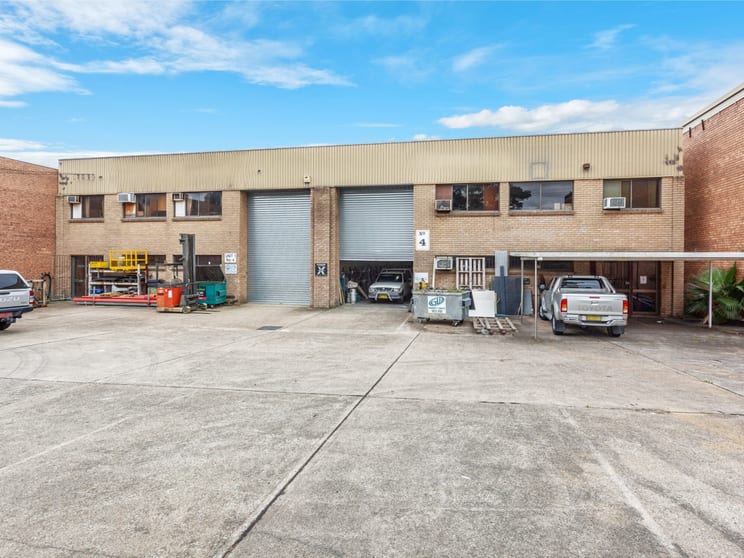 4 Redfern Street Wetherill Park NSW 2164 - Image 1