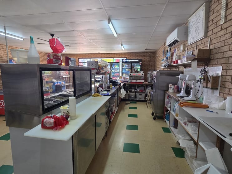 19B Warren St Nyngan NSW 2825 - Image 3