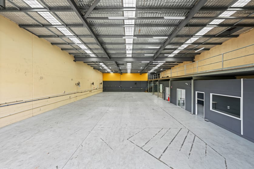 Click to view all images 8/1318 Boundary Road Wacol QLD 4076 - Image 4