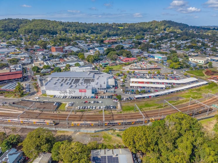 Click to view all images 35 Mill Street Nambour QLD 4560 - Image 2