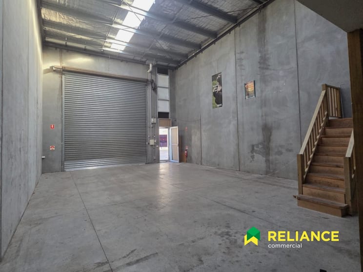 Click to view all images 19/180 Fairbairn Road Sunshine West VIC 3020 - Image 3