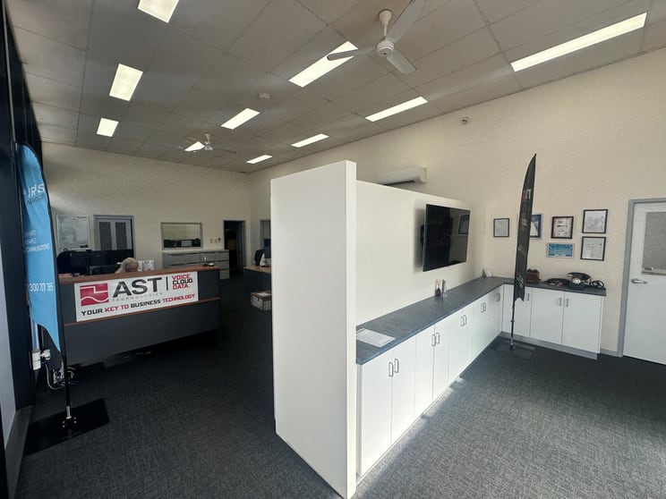 Click to view all images 1/94 Auburn Street Wollongong NSW 2500 - Image 3