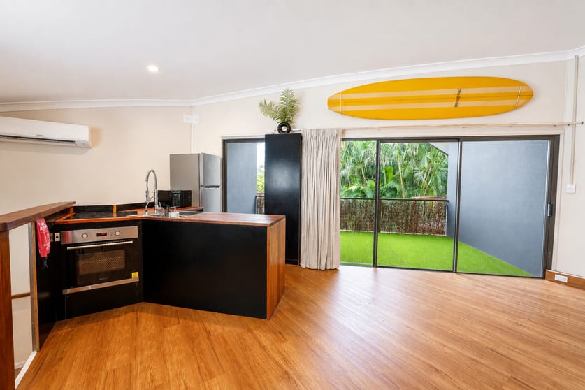 Click to view all images 4/61 Centennial Circuit Byron Bay NSW 2481 - Image 3
