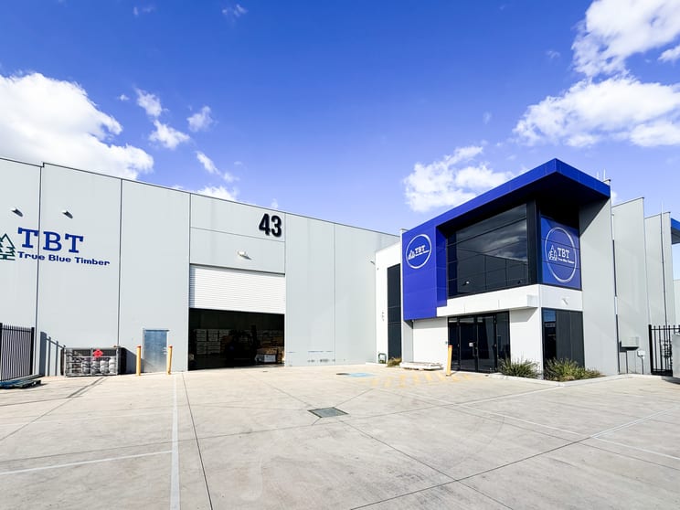 43 Palladium Circuit Clyde North VIC 3978 - Image 1