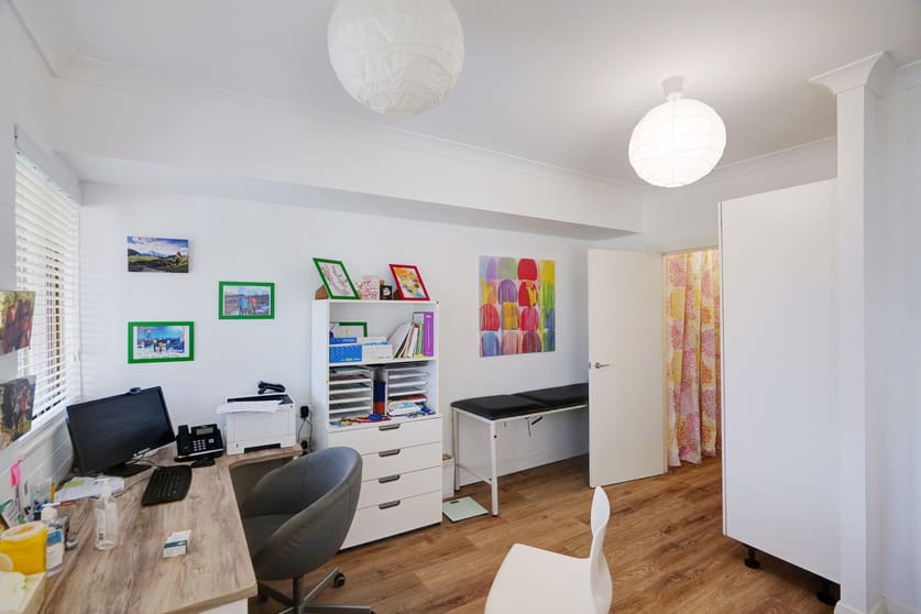 Click to view all images 1/202 Hampden Road Nedlands WA 6009 - Image 1